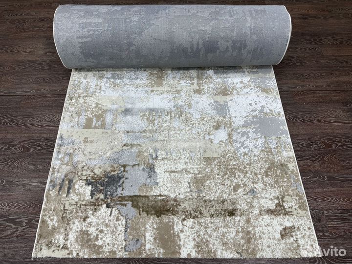 Ковер, ковровая дорожка современная