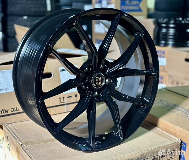 R19 5x114,3 HRE FF21 Gloss Black