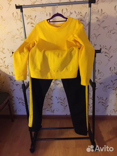 Спортивный костюм