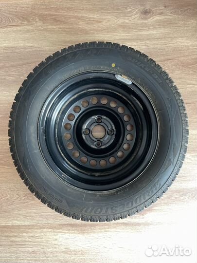 Bridgestone Blizzak Spike-02 195/65 R15 91T