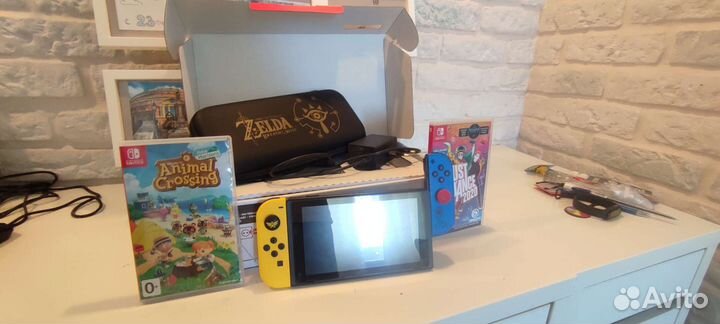 Nintendo Switch Fortnite edition + игры на 7 тысяч