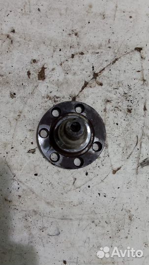 Цапфа Volkswagen Golf 2