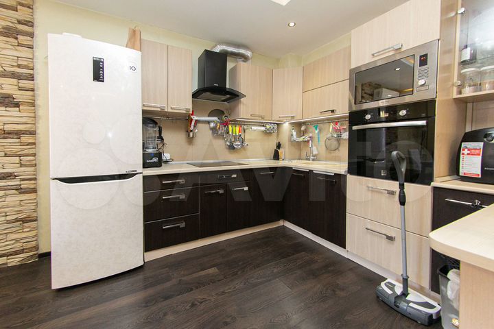 2-к. квартира, 68,5 м², 3/10 эт.