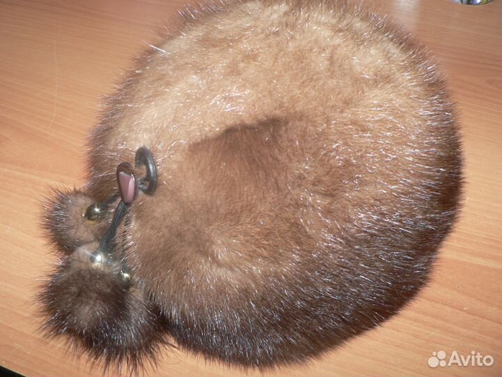 Меховая шапка