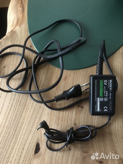 Зарядное устройство PSP-104