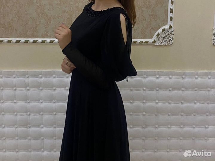 Вечернее платье