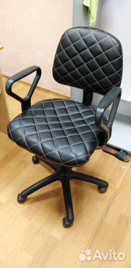 Компьютерное кресло