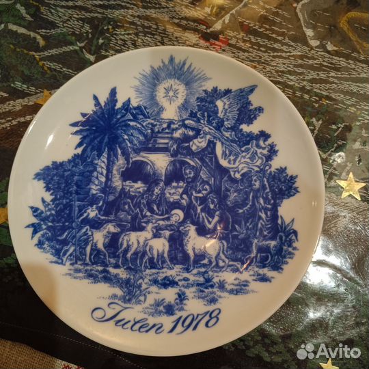 Настенная тарелка