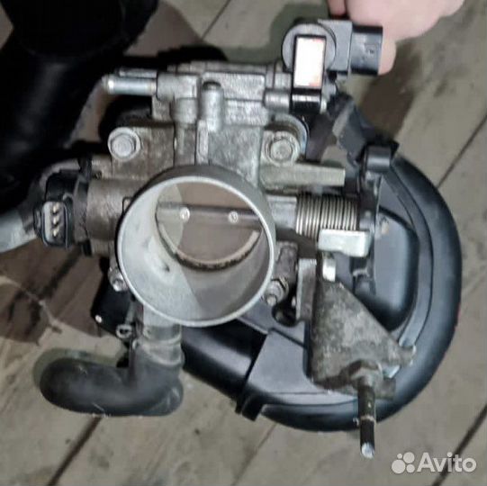 Коллектор впускной Toyota 1ZZ-FE