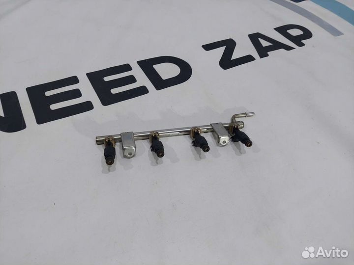 Топливная рампа с форсунками Лифан X60 X 60 1.8л