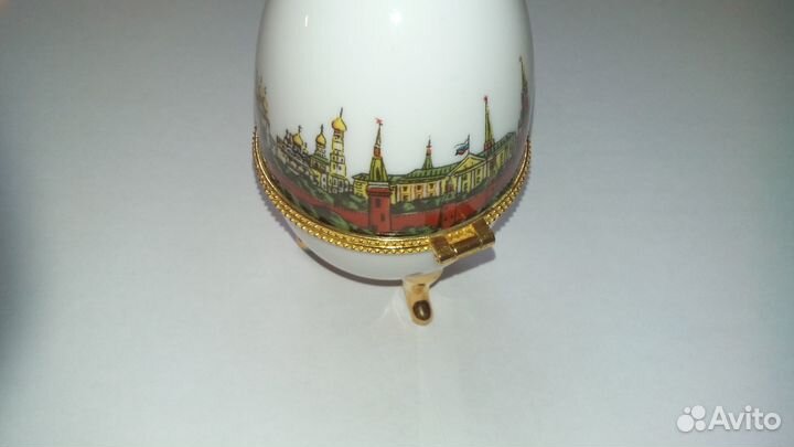 Яйцо сувенирное.шкатулка