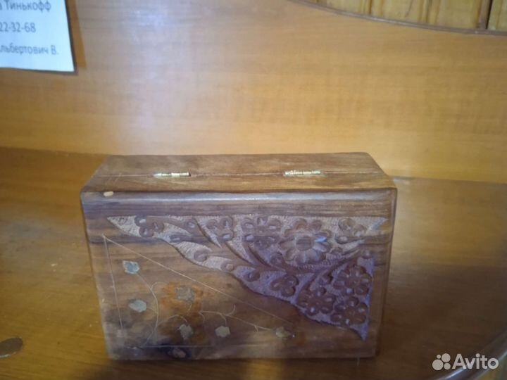 Шкатулка из дерева ручной работы