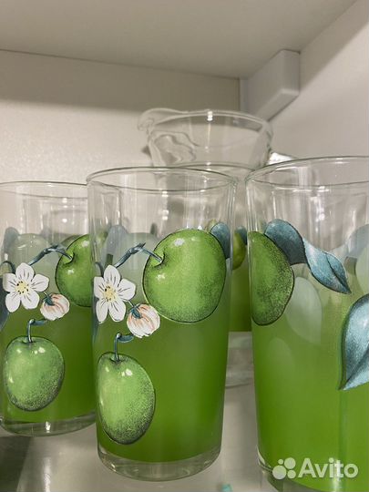 Графин и стаканы