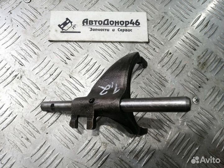 Вилка выбора 1-2 передачи МКПП 1.6L F16D3 Lacetti