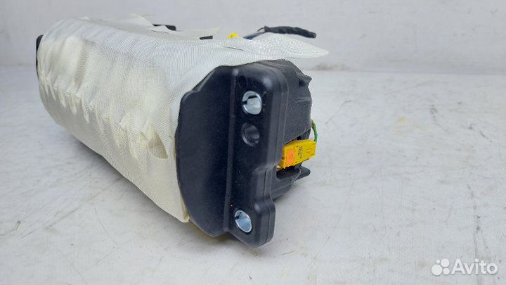 Подушка безопасности Volkswagen Passat Cc 2.0 2010