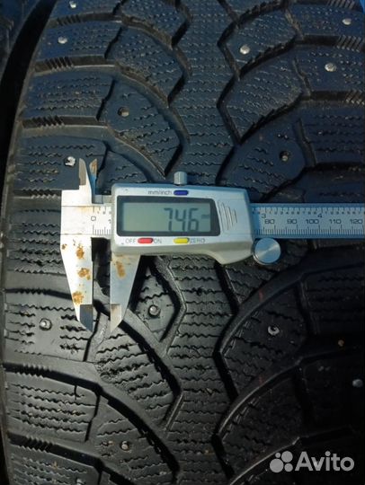 Bridgestone Blizzak Spike-01 225/60 R17 103T