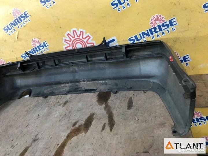 Бампер задний toyota carina