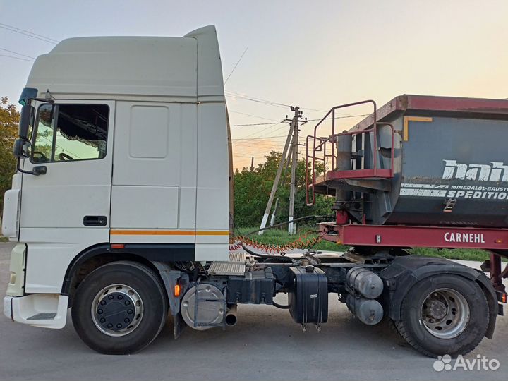 DAF 95XF430 с полуприцепом, 2000