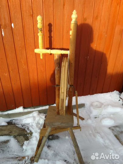 Прялка деревянная старинная