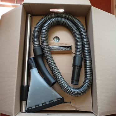 Моющий пылесос Bosch BWD41740