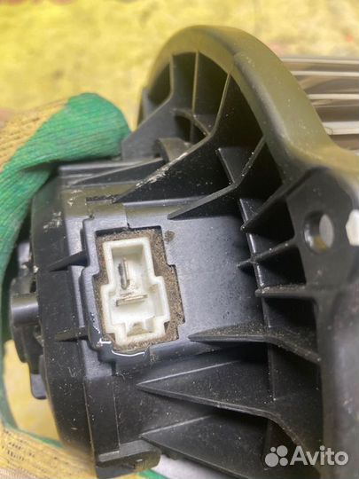 Мотор печки Kia Sportage SL G4KD 2013