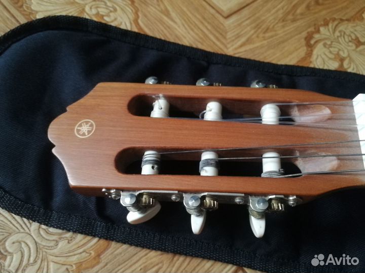 Гитара классическая yamaha c40+ чехол + аксессуары