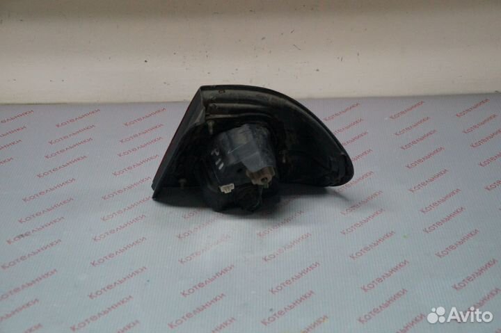 Nissan 26555-3J125 Фонарь задний левый