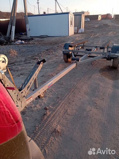 Моторная лодка