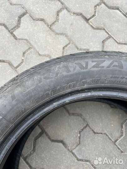 Bridgestone Turanza T001 225/50 R17