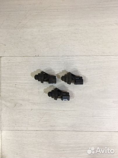 Концевик двери renault duster 2.0 4wd мт