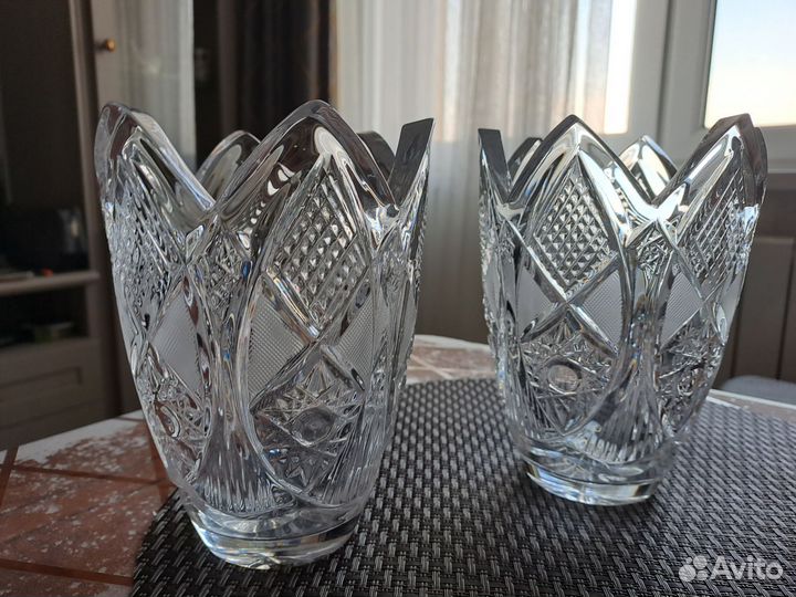 Хрустальная ваза