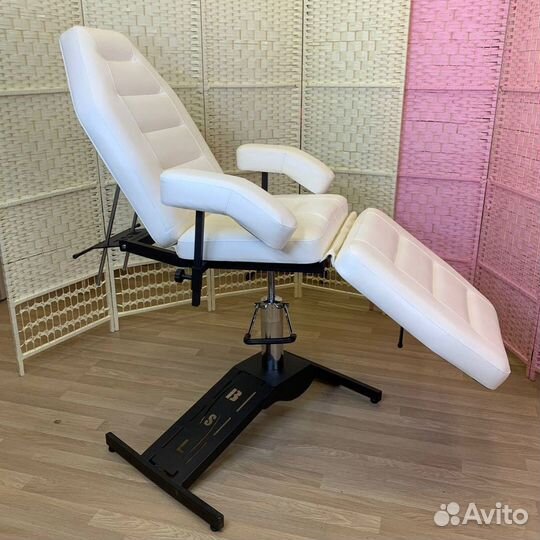 Косметологическое кресло на гидравлике