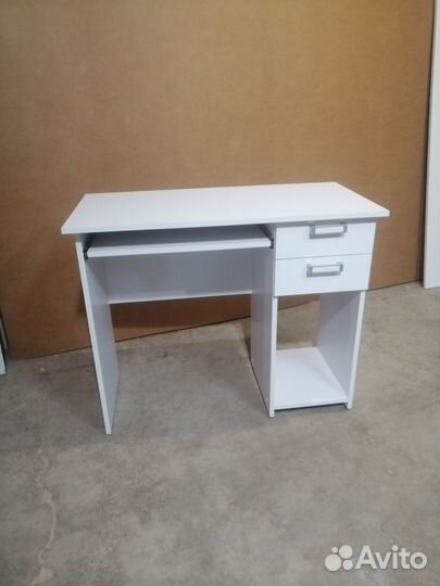 Компьютерный стол новый