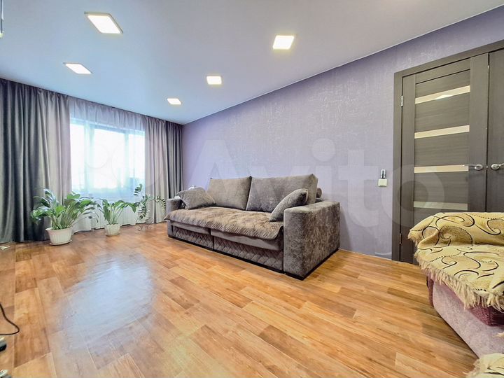 2-к. квартира, 52 м², 4/5 эт.