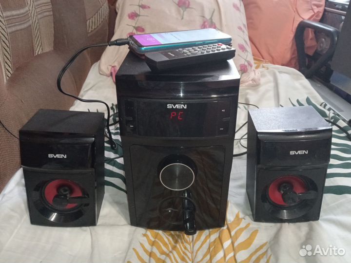 Компьютерные колонки 2.1 Sven USB SD FM AUX пульт