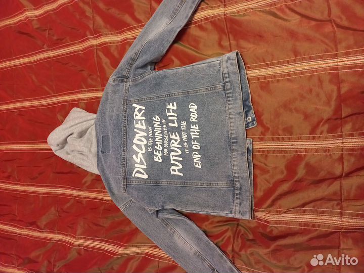 Джинсовая куртка