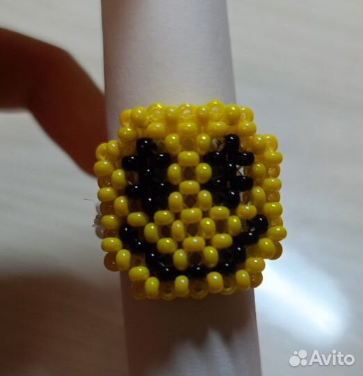 Кольцо из бисера