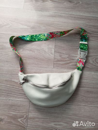 Сумка женская натуральная кожа бу через плечо