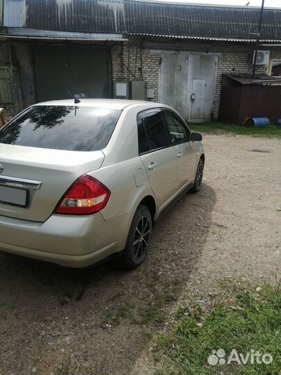 Nissan Tiida Latio, 2005