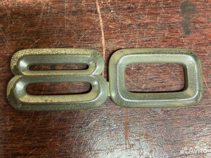 Эмблема крышки багажника ауди 80 б4