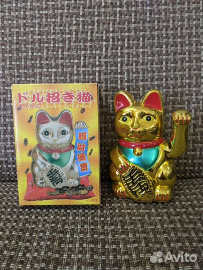 Фигурка кот манэки нэко