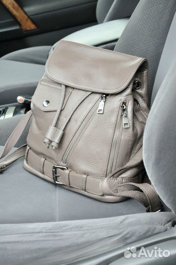 Рюкзаки женские кожаные
