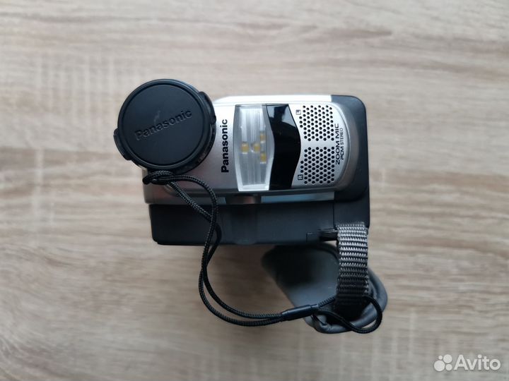 Видеокамера Panasonic NV-DS60