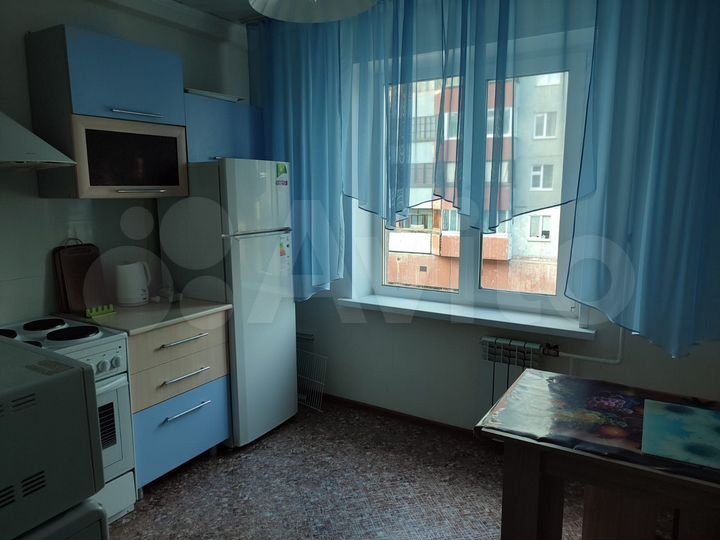 2-к. квартира, 50 м², 3/9 эт.