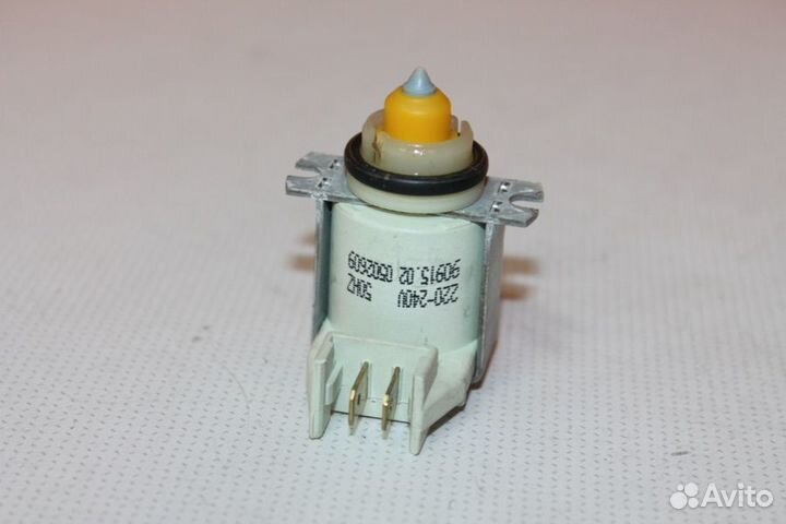 Клапан емкости для соли Bosch 166875 бу. 2056