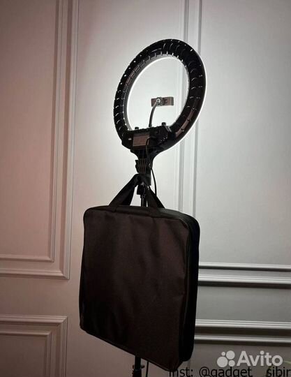 Kольцевaя лaмпa 36см RL14