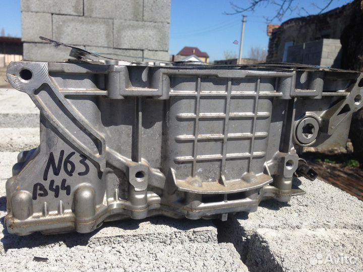 Поддон на двигатель N 63 B 44