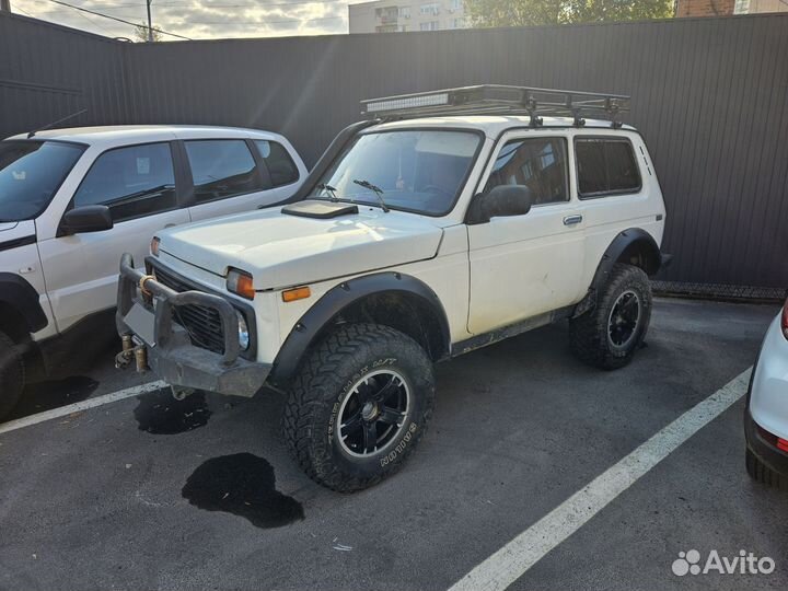 LADA 4x4 (Нива) 1.7 МТ, 2002, 192 000 км