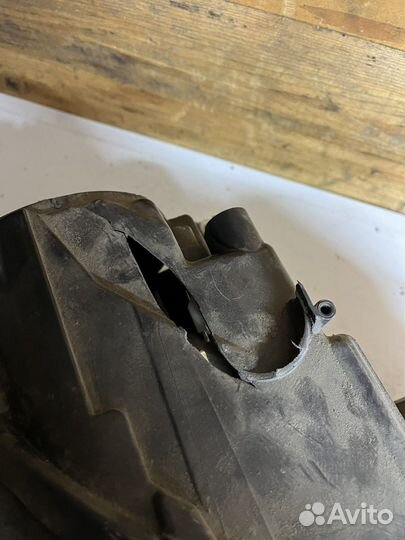 Фара левая volkswagen jetta a6