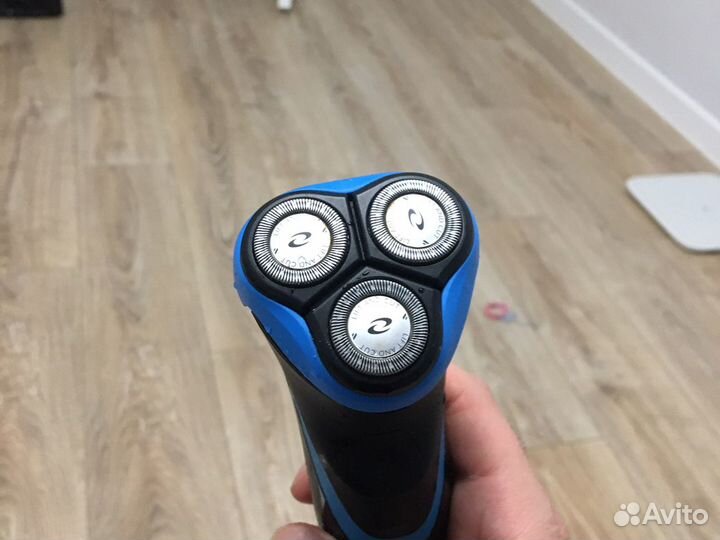 Электробритва philips aquatouch